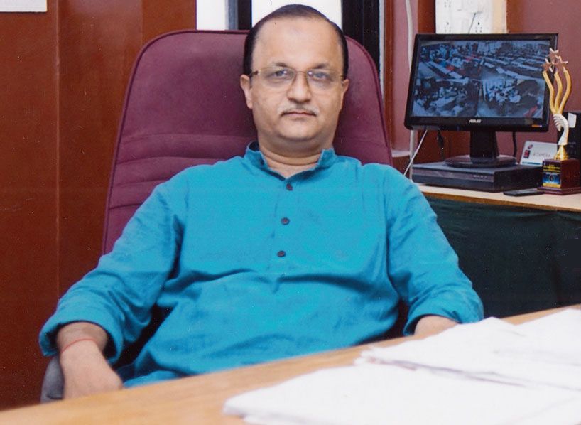 Vyankatesh Prabhudesai, Director